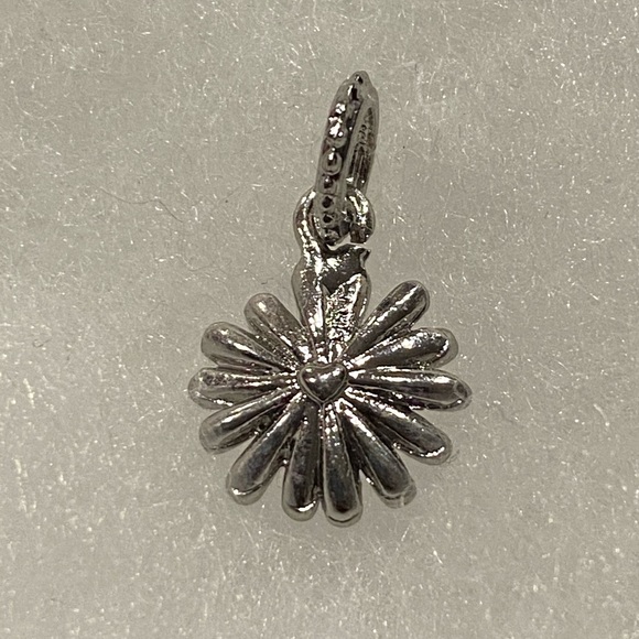 NEW•Silver & Purple enamel Daisy DIY dangle charm - Picture 3 of 5